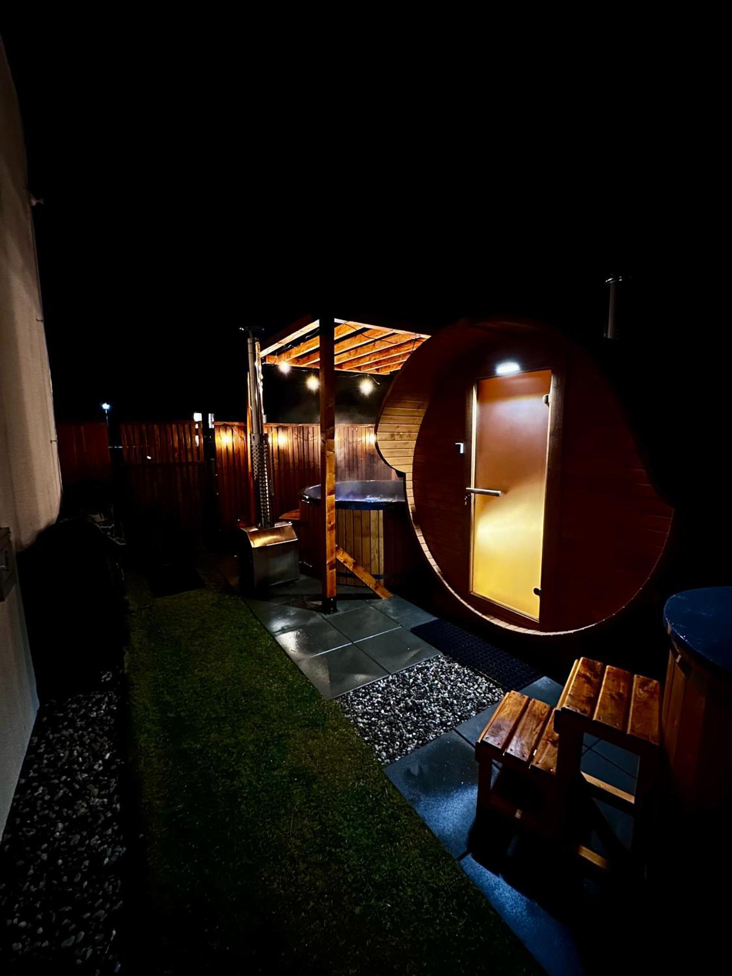Apartament Pod Wzgorzem Z Sauna, Jacuzzi I Basenem Kudowa-Zdrój Exterior foto
